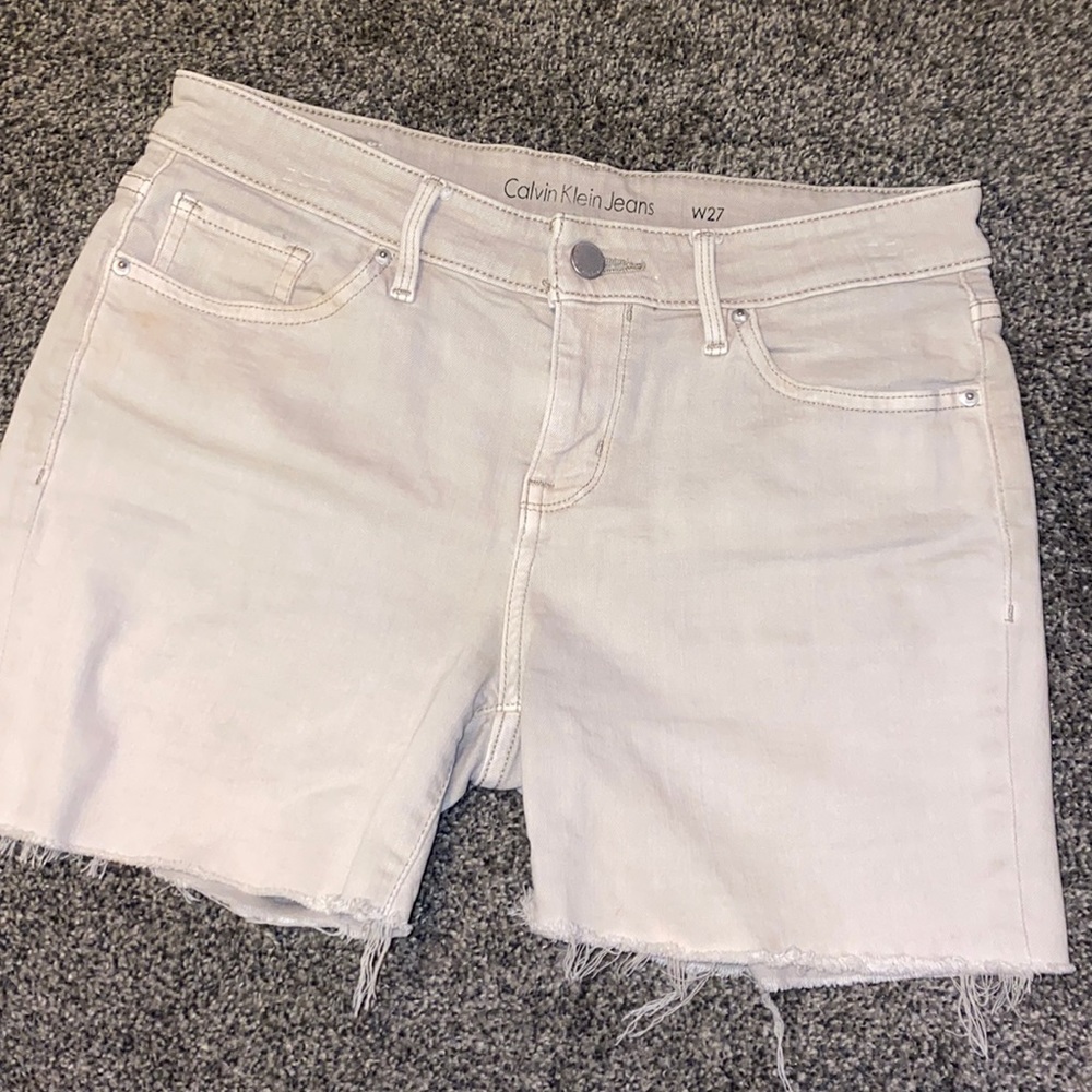 Size 27 Calvin Klein Jeans Light Gray Shorts